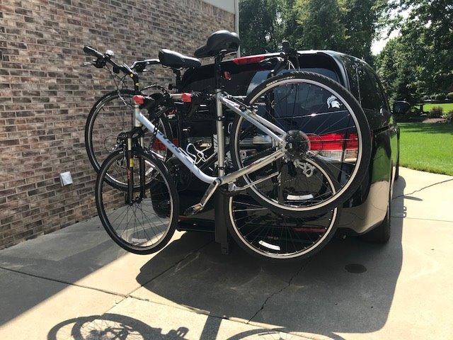 Yakima DoubleDown 4-Bike Hitch Mount Rack | Fits 2 in. and 1.25 in. Receivers; Tilting Rear-Mounted Bicycle Holder with Anti-Sway Cradles and Folding Arms customer photo 2