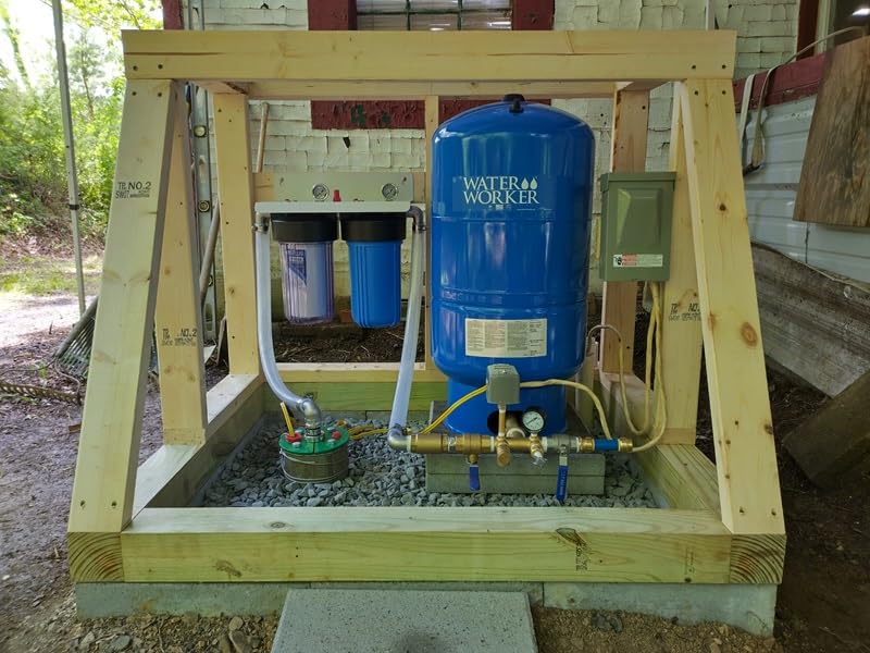 WaterWorker 25009 20-Gallon Vertical Well Tank customer photo 1
