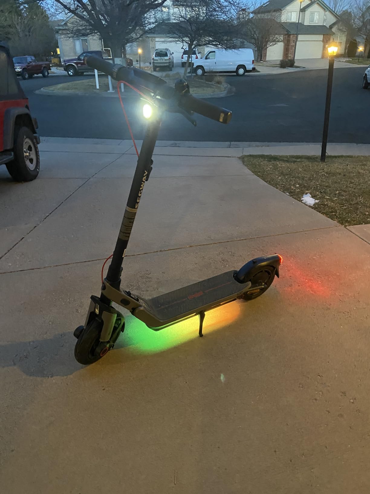 Segway Ninebot E2 Plus II/E2 Pro/E3 Pro Electric Scooter, 15.5-20 MPH, Long Range, Dual Elastomer Suspension, Foldable Adult Scooter, UL 2272 & 2271 Certified customer photo 1