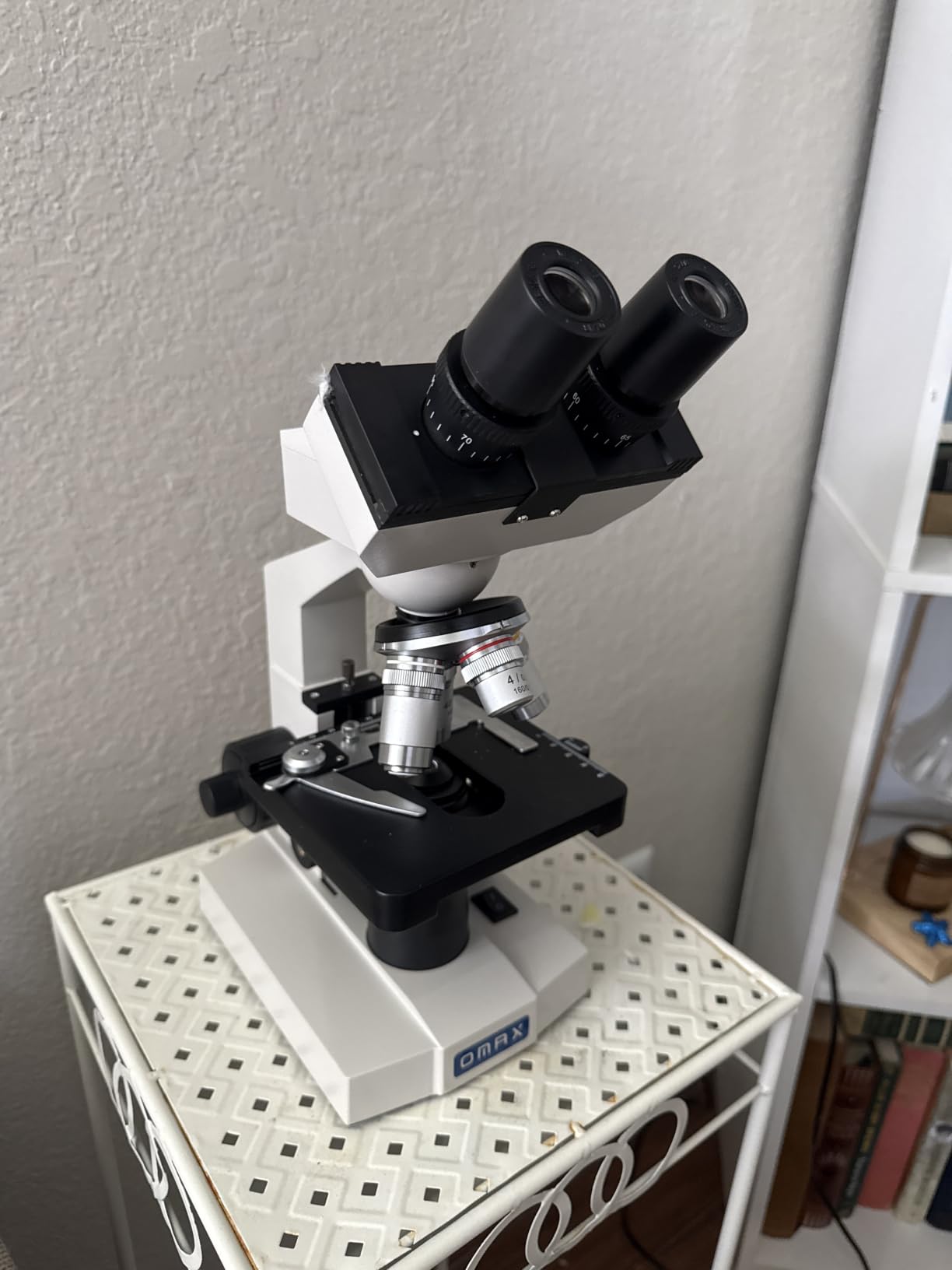 AmScope OMAX M82ES Binocular Compound Microscope, 40X-2000X customer photo 1