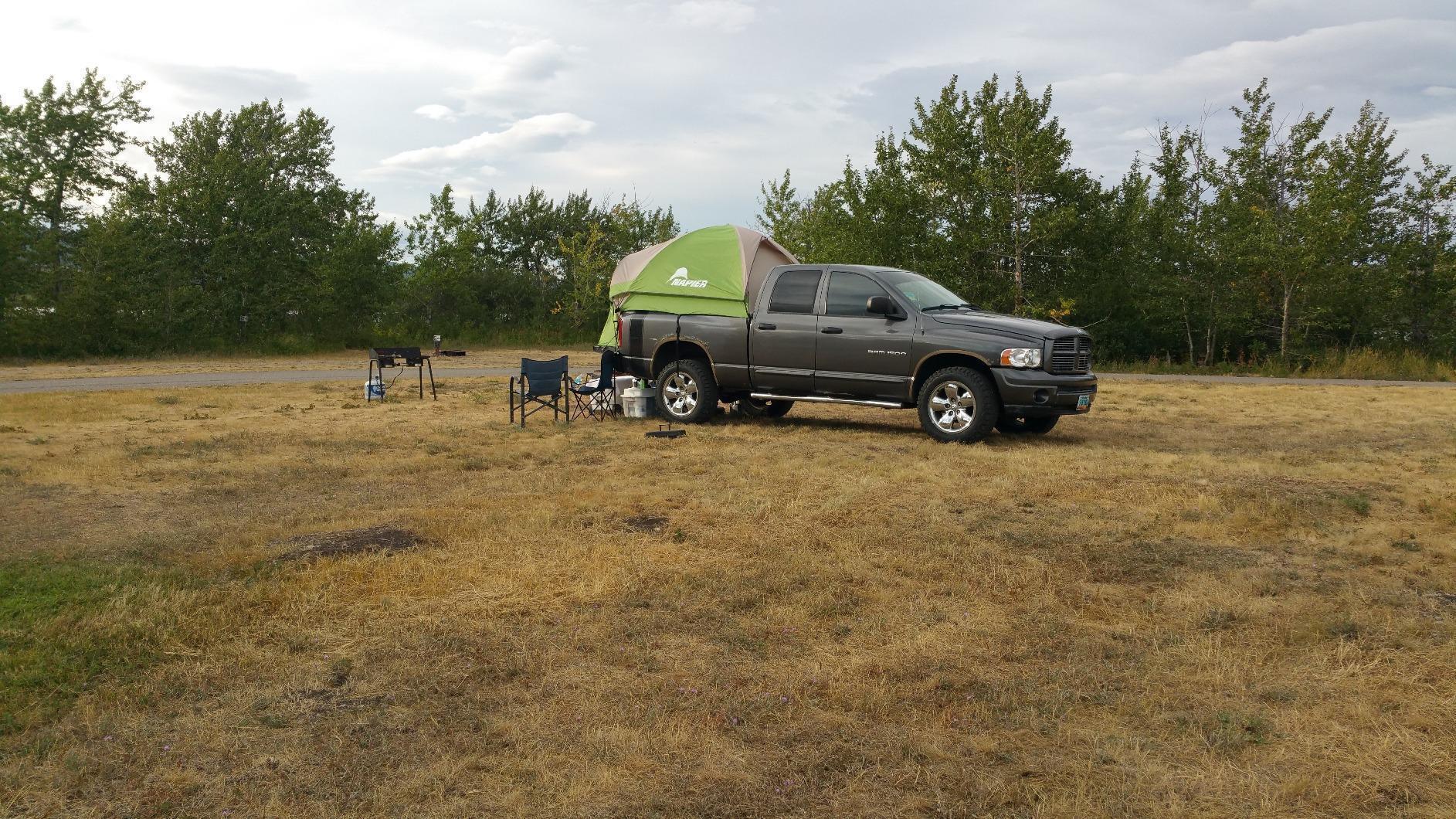 Backroadz Truck Tent 13 Series | Pickup Truck Bed Camping Tent | Rainfly for Water Protection | Sturdy and Spacious 2-Person Truck Bed Tent | Easy 10-Minute Setup | Green/Gray customer photo 1