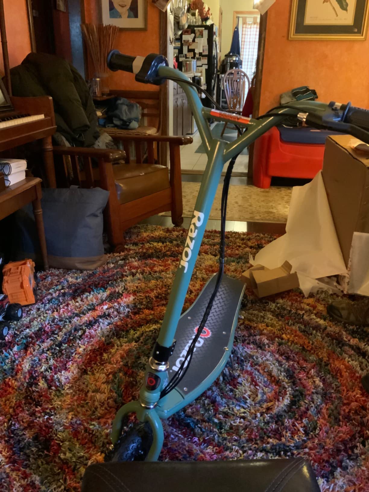 Razor RX200 Electric Off-Road Scooter for Kids Ages 13+ - Lightweight, Steel Frame, 24V Rechargeable Battery, Up to 12 MPH, Up to 8 Mile Range, for Riders up to 154 lbs customer photo 2