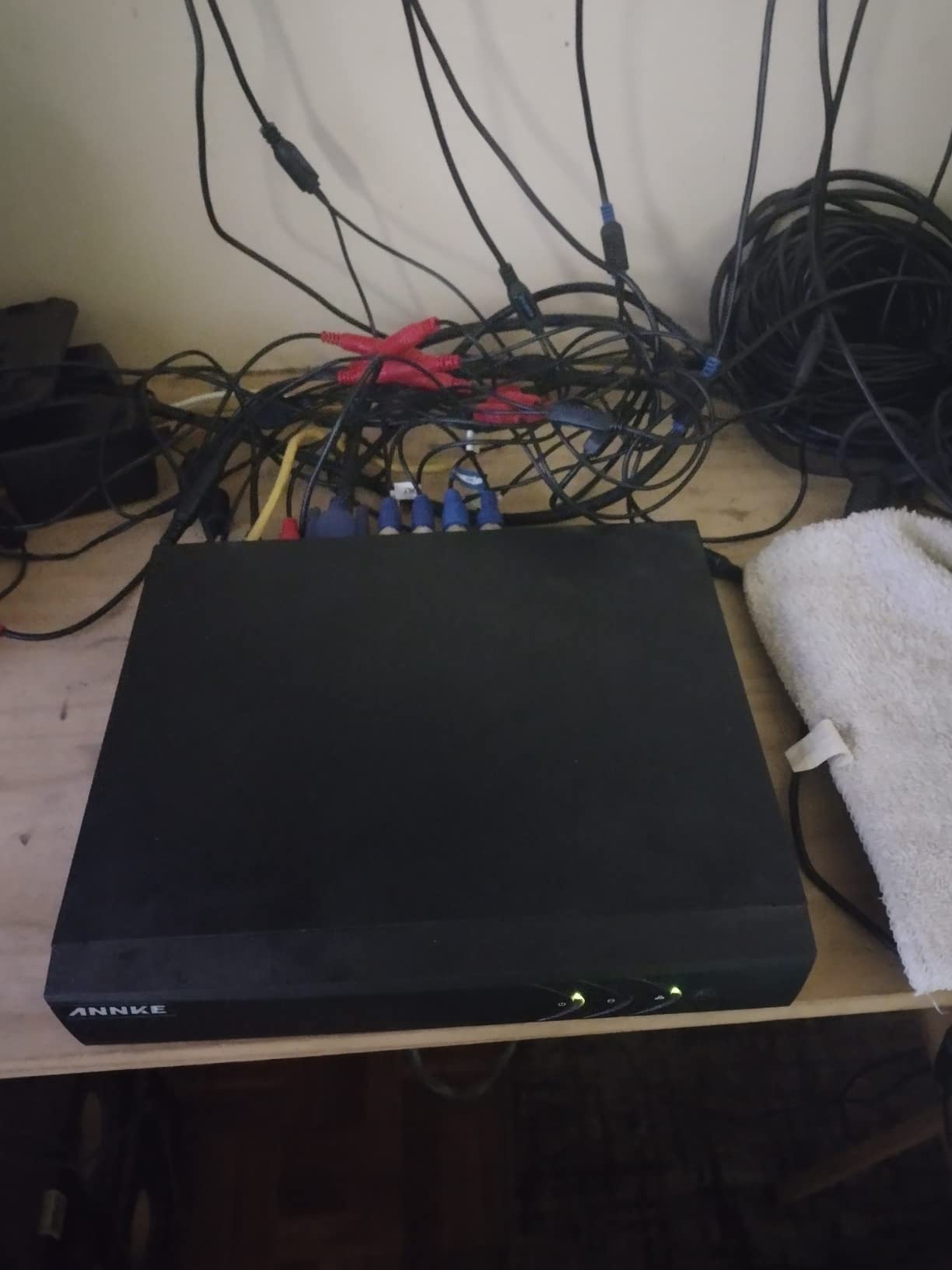 ANNKE 8CH H.265+ 3K Lite Wired Security Camera System,4X 2MP Cam, 1TB HDD customer photo 1