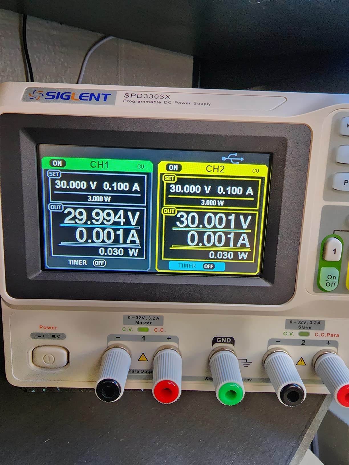SIGLENT SPD3303X Programmable Linear DC Power Supply customer photo 2