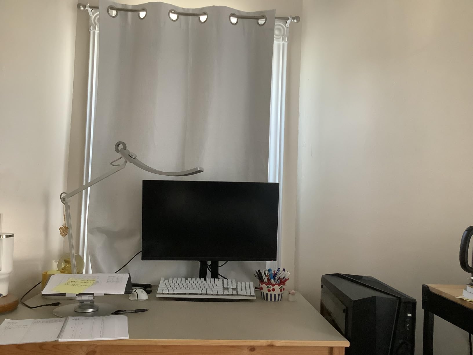 BenQ e-Reading Desk Lamp - Ultrawide and Bright Lighting, Dimmable, Dual Smart Mode, Adjustable Arm, Auto-dimming, High CRI, Eye-Caring Lamp for Home Office, Reading, Study, Craft, Matte Silver customer photo 1
