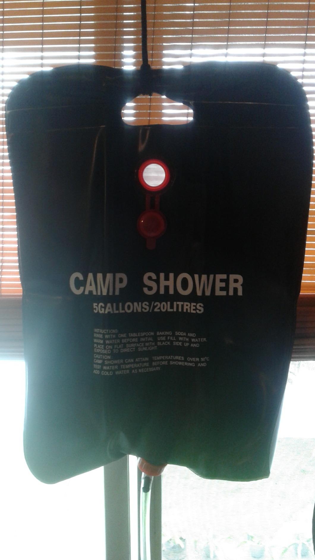 Solar Shower Bag, 5 gallons/20L Solar Heating Camping Shower Bag Temperature Indicator Hot Water 45°C Hiking Climbing C1004 customer photo 2
