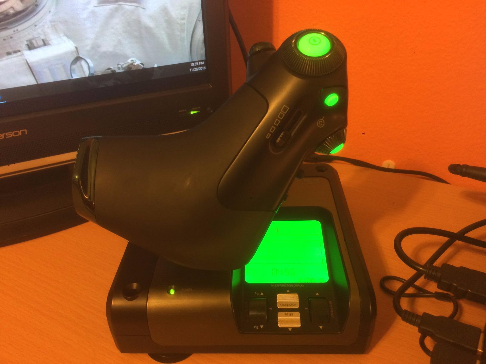 Logitech G Saitek X52 Pro Flight Control System, Controller and Joystick Simulator, LCD Display, Illuminated Buttons, 2xUSB, PC - Black/Silver customer photo 1