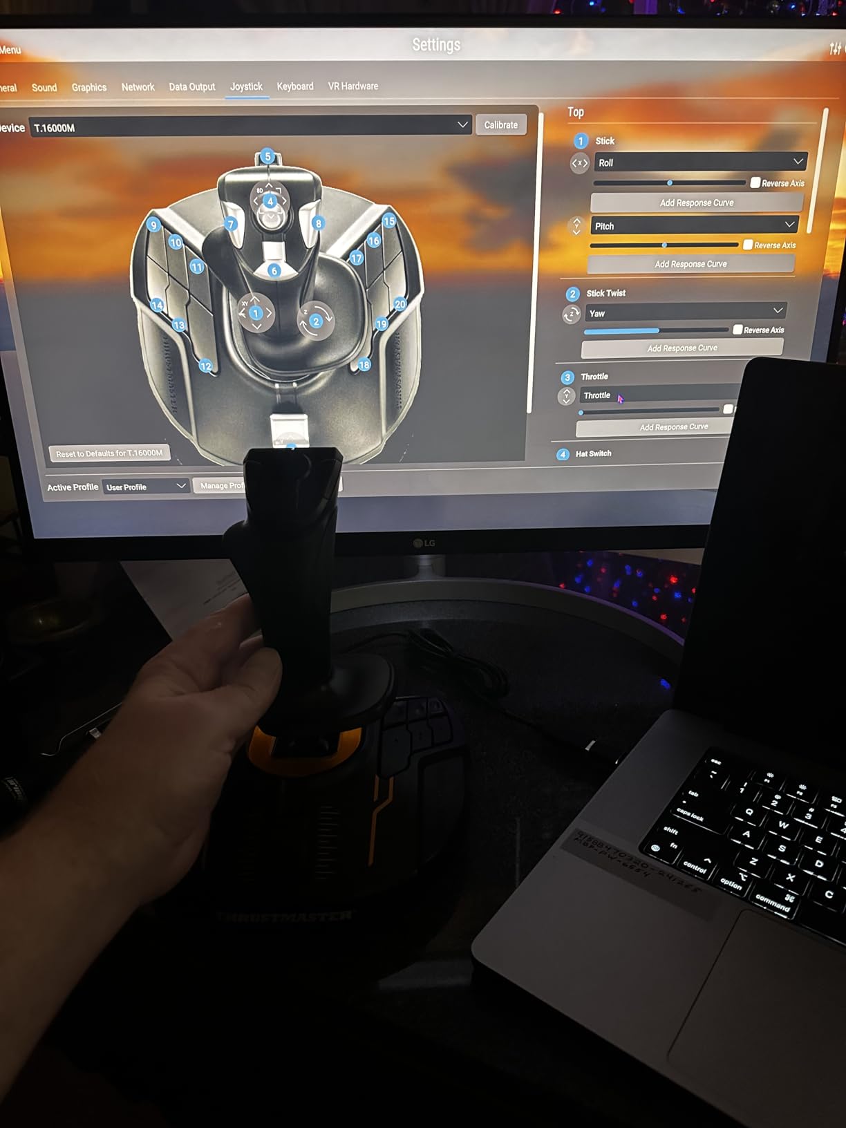 Thrustmaster T16000M FCS - Precision Combat Flight Sim Joystick - PC | Drift-free H.E.A.R.T sensors, 16 programmable buttons, 8-way hat switch, 4 axes, twist rudder, integrated throttle customer photo 1