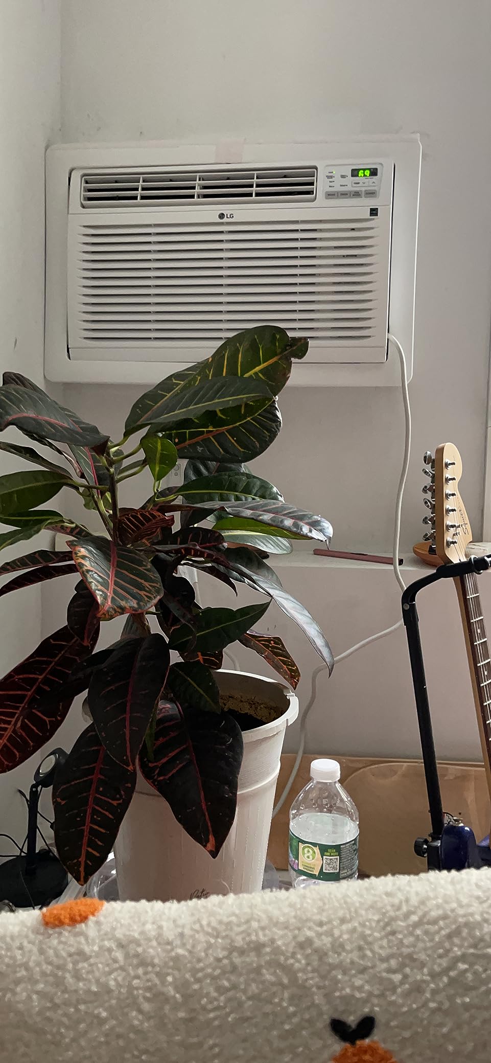 LG 7,800 BTU Through the Wall Air Conditioner, 115V, AC Wall Unit for Rooms up to 330 Sq. Ft., Perfect for Bedroom or Office, Wall Mounted AC Unit with Remote and 3 Cool & Fan Speeds, White customer photo 2
