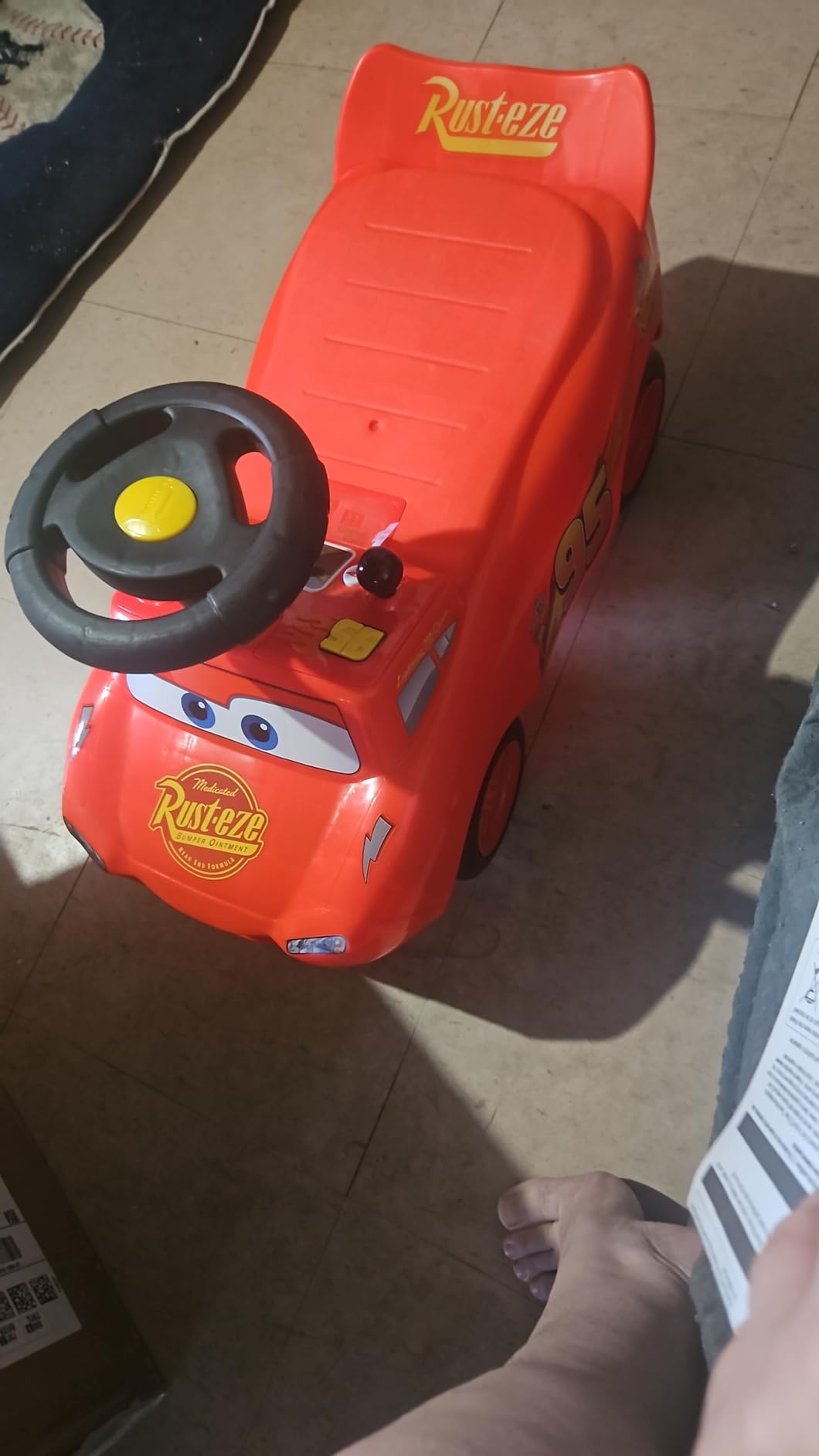 Kiddieland Lightning McQueen Ride-On Car, Foot-to-Floor Racer for Toddlers | Disney Pixar Cars theme with interactive steering wheel, engine sounds, music, and lights for kids aged 12-36 months customer photo 1