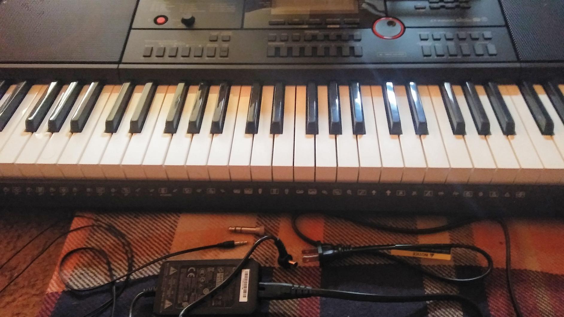 Casio CT-X3000 61-Key Portable Arranger Keyboard customer photo 2