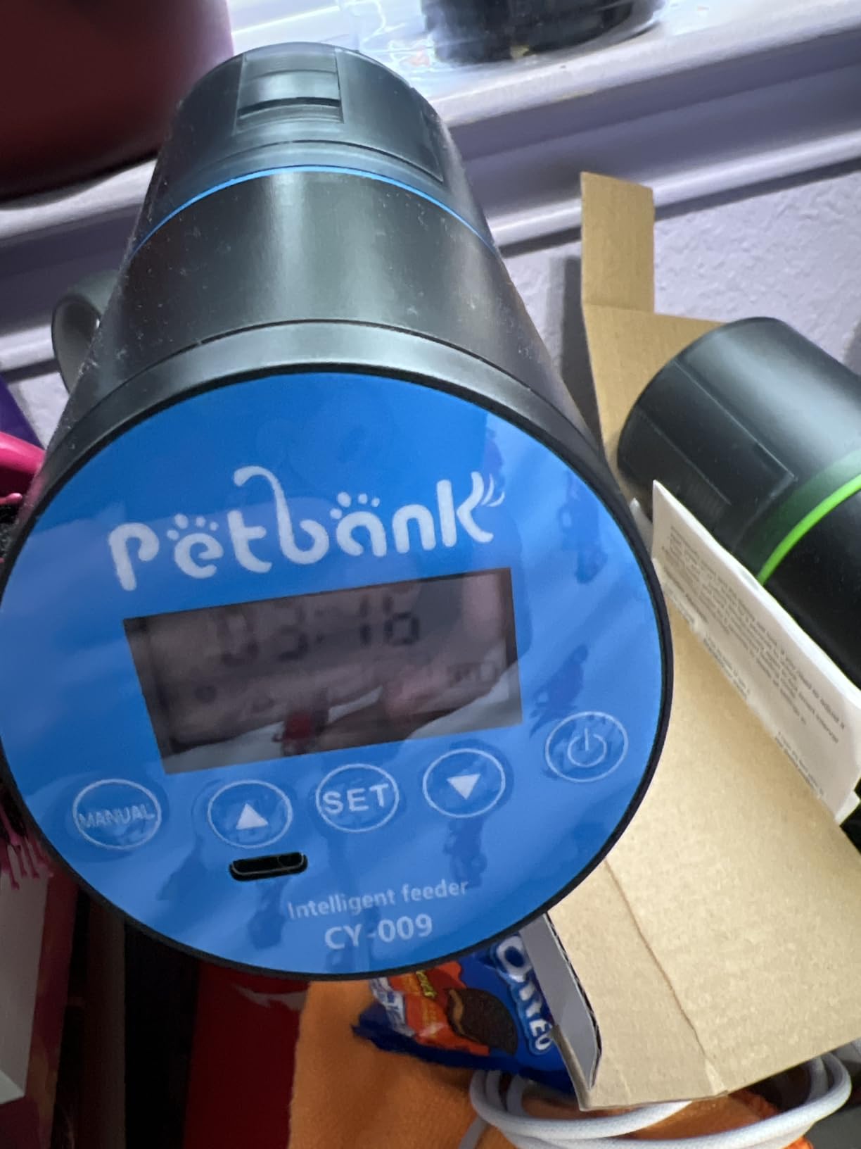 Automatic Fish Feeder for Aquariums - Rechargeable Auto Fish Food Dispenser Timer Feeder with USB Charger Cable, LCD Screen, Customized Schedule customer photo 1