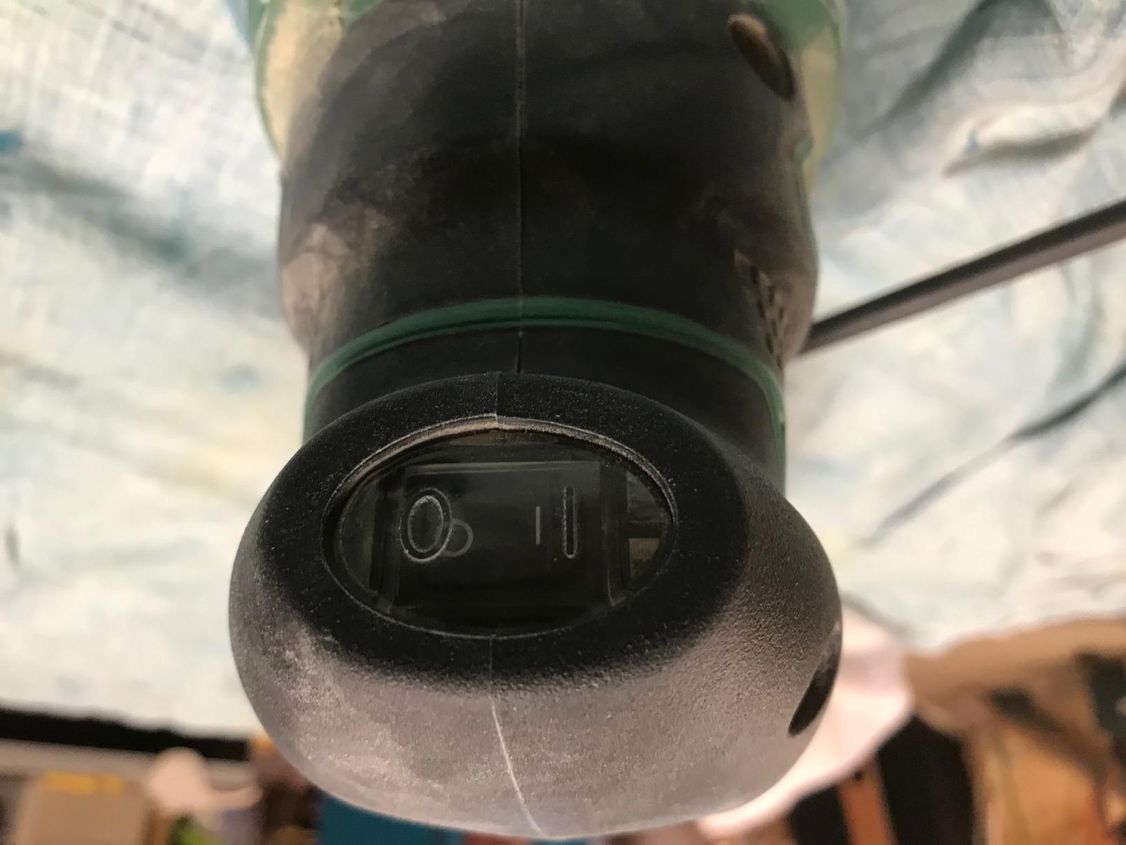 Metabo HPT 5-Inch Random Orbit Finishing Sander, Variable Speed, Palm-Style Comfort Grip, 230W 2.8 Amp Motor, 9,000-13,000 RPM, Dust Collection Hose Connector, Compact and Lightweight Design, SV13YST customer photo 1
