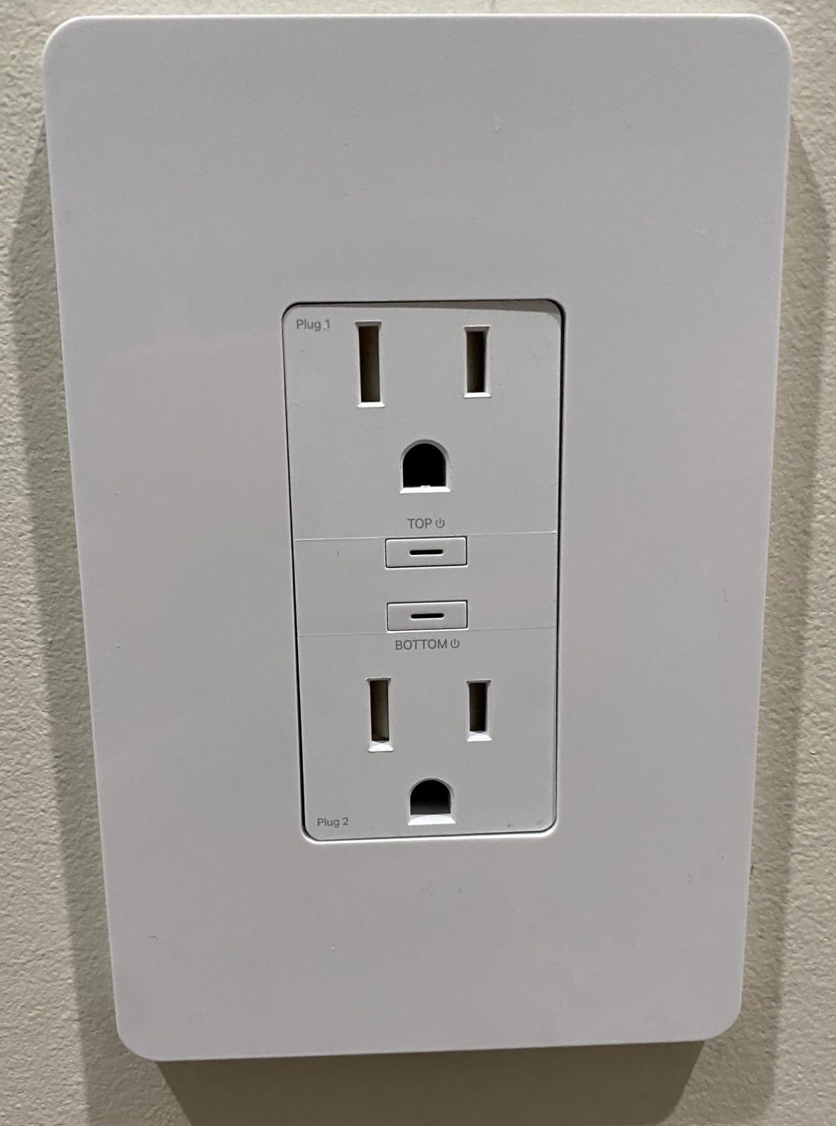 Kasa Smart Plug KP200, In-Wall Smart Home Wi-Fi Outlet Works with Alexa, Google Home, No Hub Required, Remote Control, ETL Certified, White, 1 Pack customer photo 2