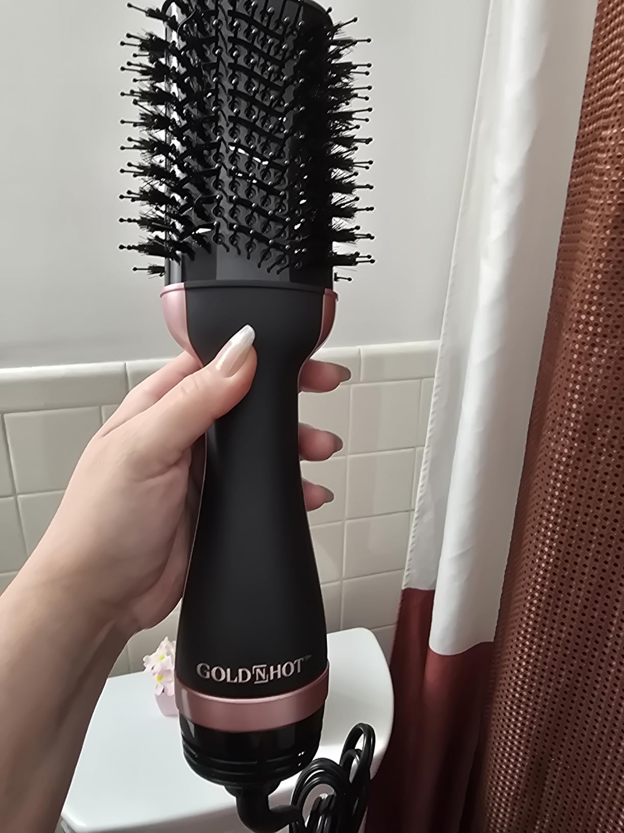 Gold N Hot Professional One-Step Hair Dryer & Volumizer Hot Air Brush customer photo 1