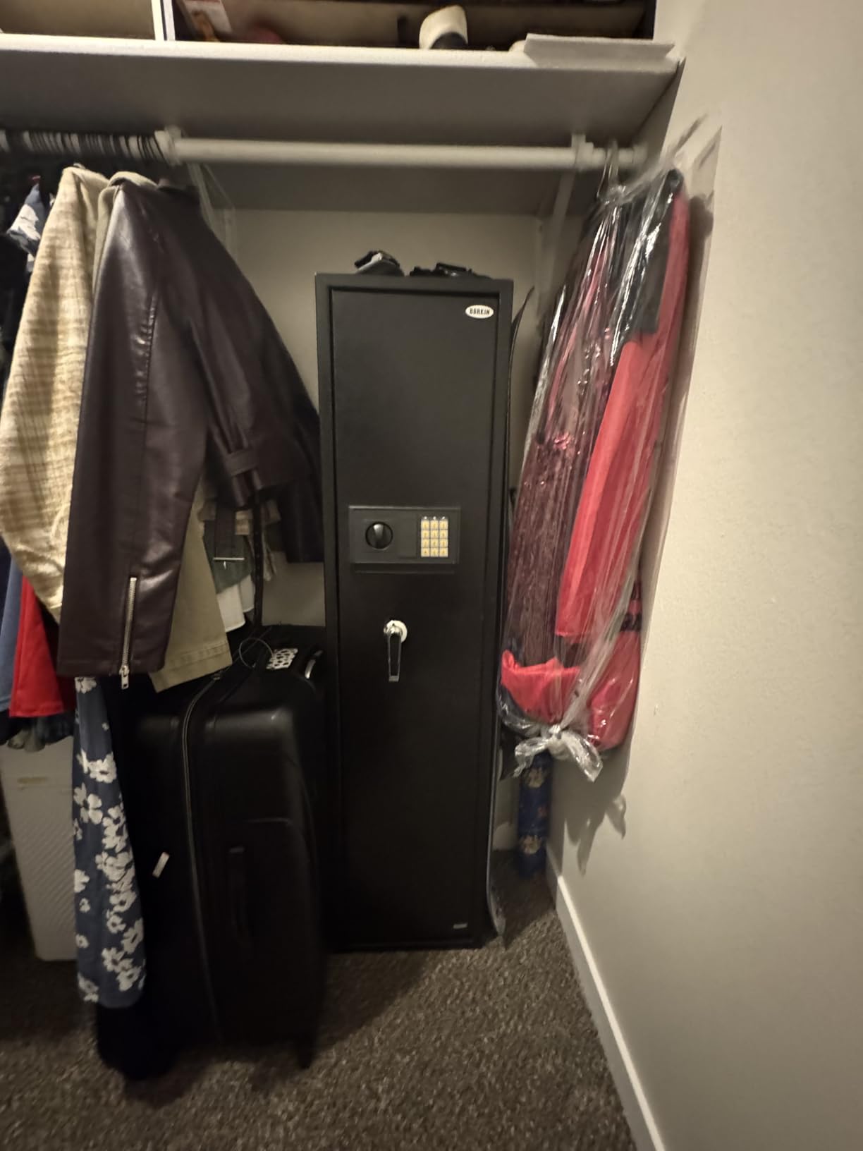 Large Rifle Safe, Long Gun Safe for Rifle Shotgun for Home, Quick Access 5-6 Gun Storage Cabinet with a Handgun Lock Box and a Removable Shelf, Silent Mode customer photo 2