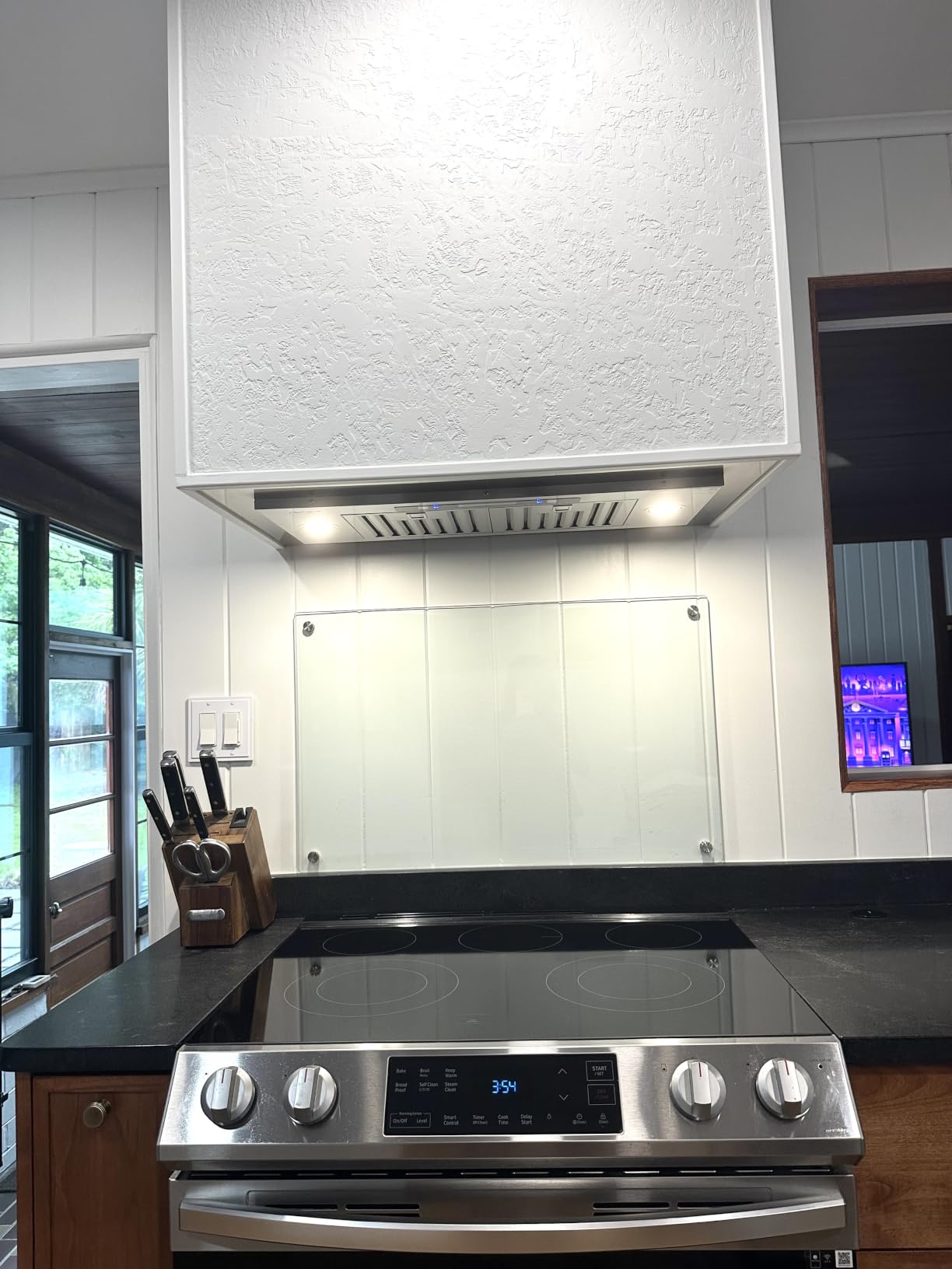 30 inch Insert Range Hood 900 CFM, Ducted/Ductless Convertible Vent Hood, IKTCH Stainless Steel Built-in Kitchen Vent Hood with 4 Speed Gesture Sensing & Touch Control Panel customer photo 1