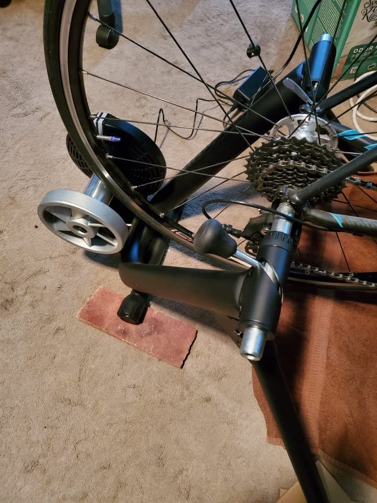 Saris M2 Smart Indoor Electromagnetic Resistance Bike Trainer customer photo 1