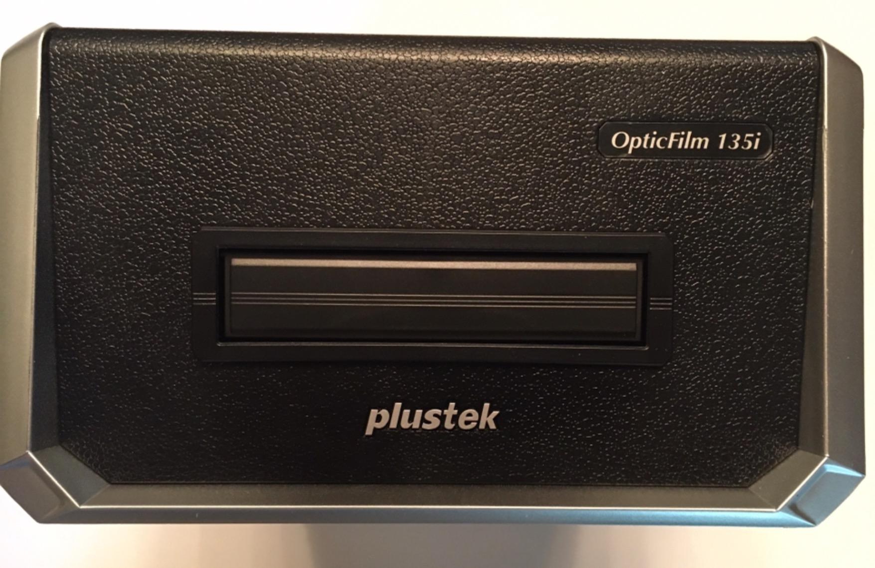 Plustek OpticFilm 135i - Automatic Film & Slide Scanner, Batch converts 35mm Slides & Film Negatives, Support 3rd Party Editing Software Export, Max. 7200 dpi | Batch convert, Built-in Infrared Channel + Bundle Quick Scan Plus Software customer photo 1