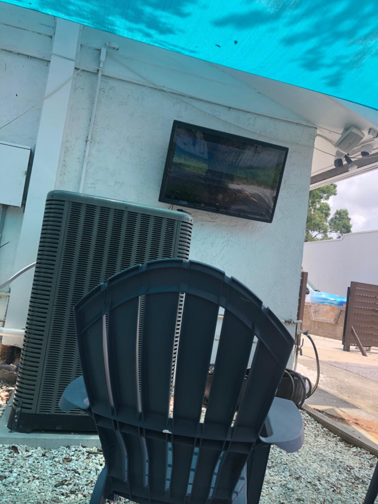 The TV Shield Outdoor TV Cover 32 Inch Weatherproof + Fan (Fits 19-32