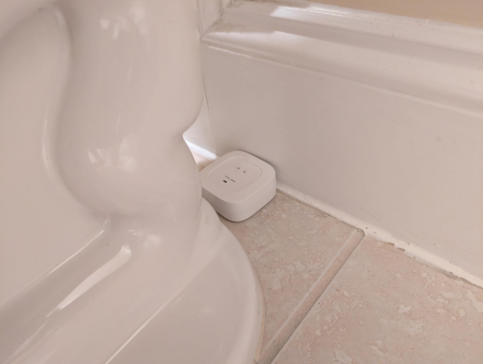 YoLink Water Leak Sensor 3-Pack, LoRa Up to 1/4 Mile Open-Air Range Smart Water Leak & Flood Detector, SMS/Text, Email & Push Notifications, w/Alexa, IFTTT, Home Assistant - YoLink Hub Required customer photo 2