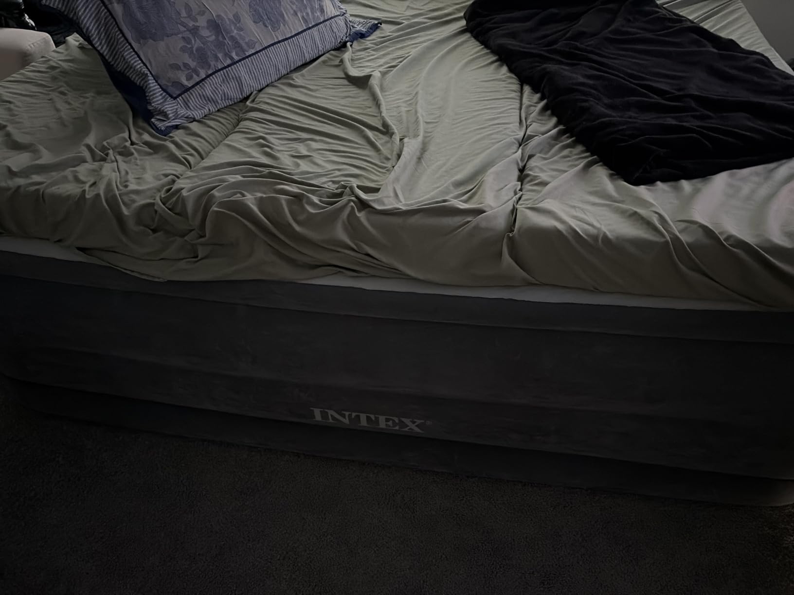 Intex 64417ED 22in Queen Dura-Beam High-Rise Air Mattress customer photo 2