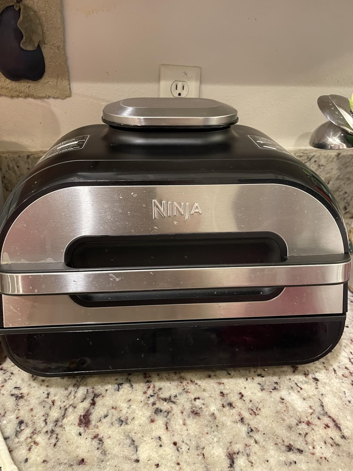 Ninja | Indoor Grill and Air Fryer | Foodi Smart XL | 6-in-1 Grill, Air Fry, Roast, Bake, Broil, Dehydrate & Crisp | Smart Thermometer & Splatter Shield | Dishwasher Safe Parts | Black/Silver | FG551 customer photo 2