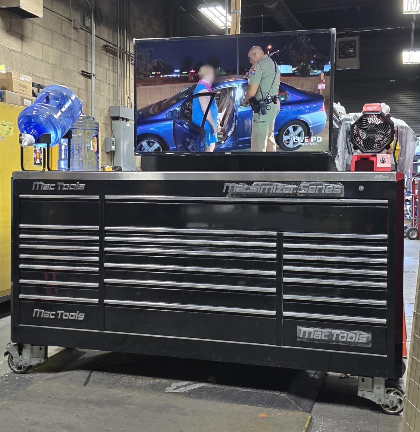 VEVOR Motorized TV Lift Stroke Length 39.4 Inches Motorized TV Mount Fit for 32-70 Inch TV Lift with Remote Control Height Adjustable 28.74-68.11 Inch, Load Capacity 154 Lbs customer photo 2