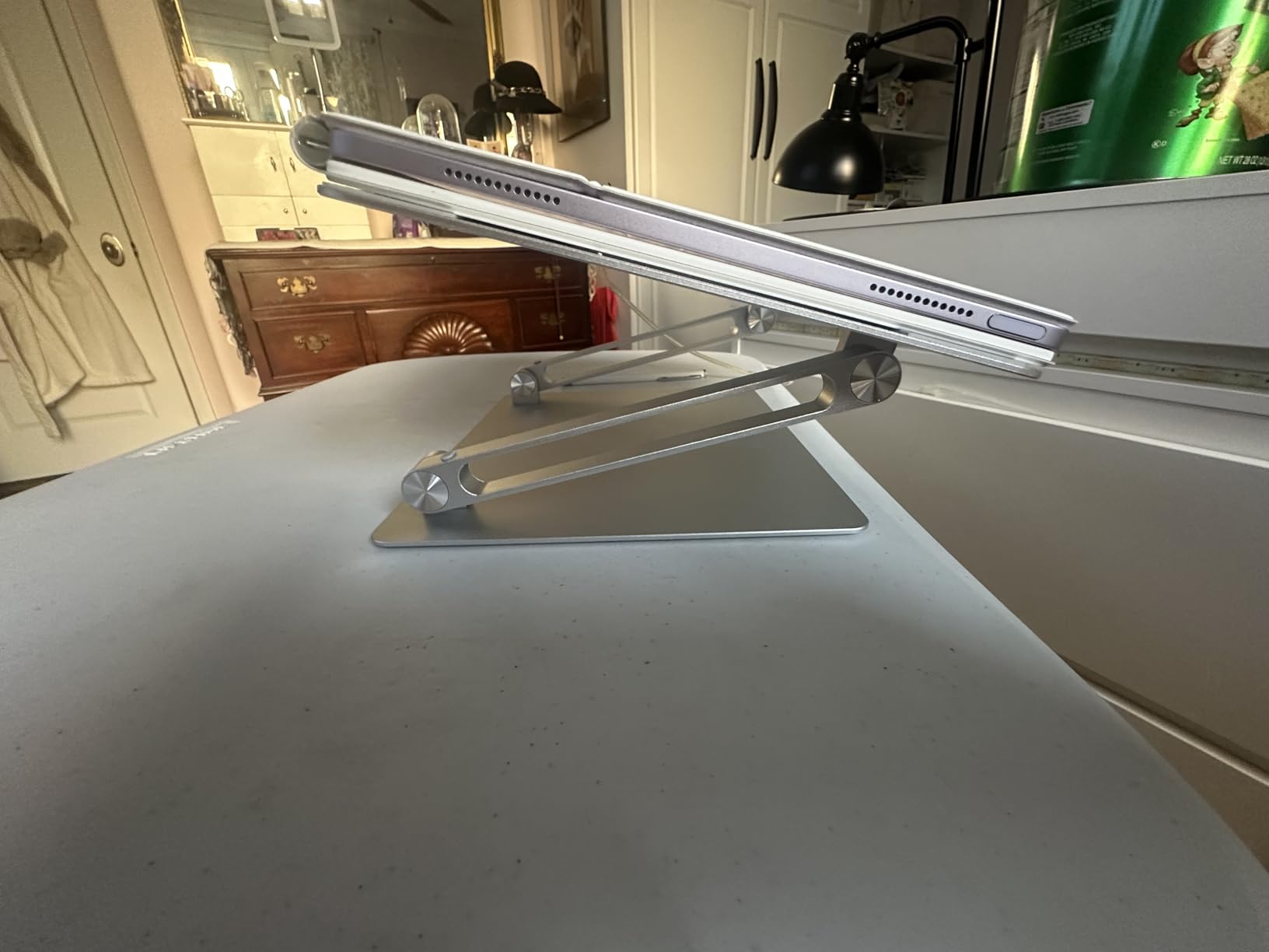 Lamicall Aluminum Laptop Stand for Desk for MacBook Air Pro Neo 10-17.3