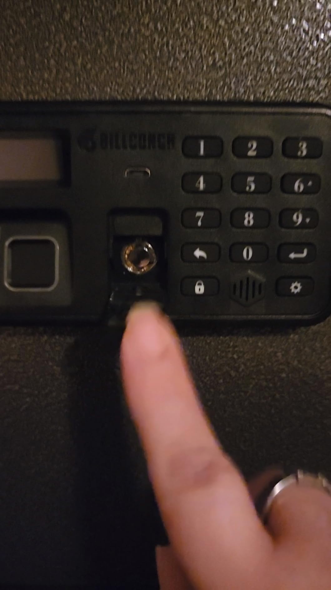 BILLCONCH Biometric Gun Safe for 6 Pistols, Large Handgun Safe for Home | 1.4 Cu Ft Safe for Documents customer photo 2