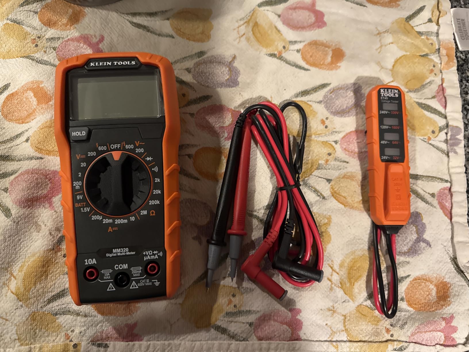 Klein Tools MM320KIT Digital Multimeter Electrical Test Kit, Non-Contact Voltage Tester, Receptacle Tester, Carrying Case and Batteries customer photo 1
