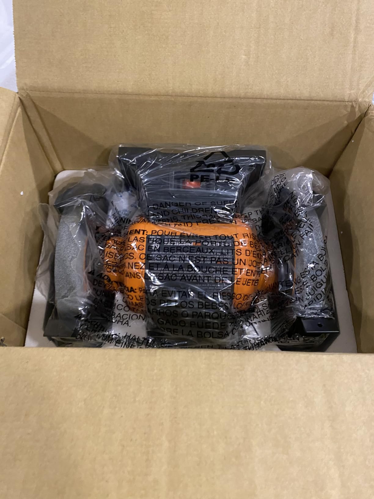 WEN BG4260 2.1-Amp 6-Inch Single Speed Bench Grinder, Orange/black customer photo 1