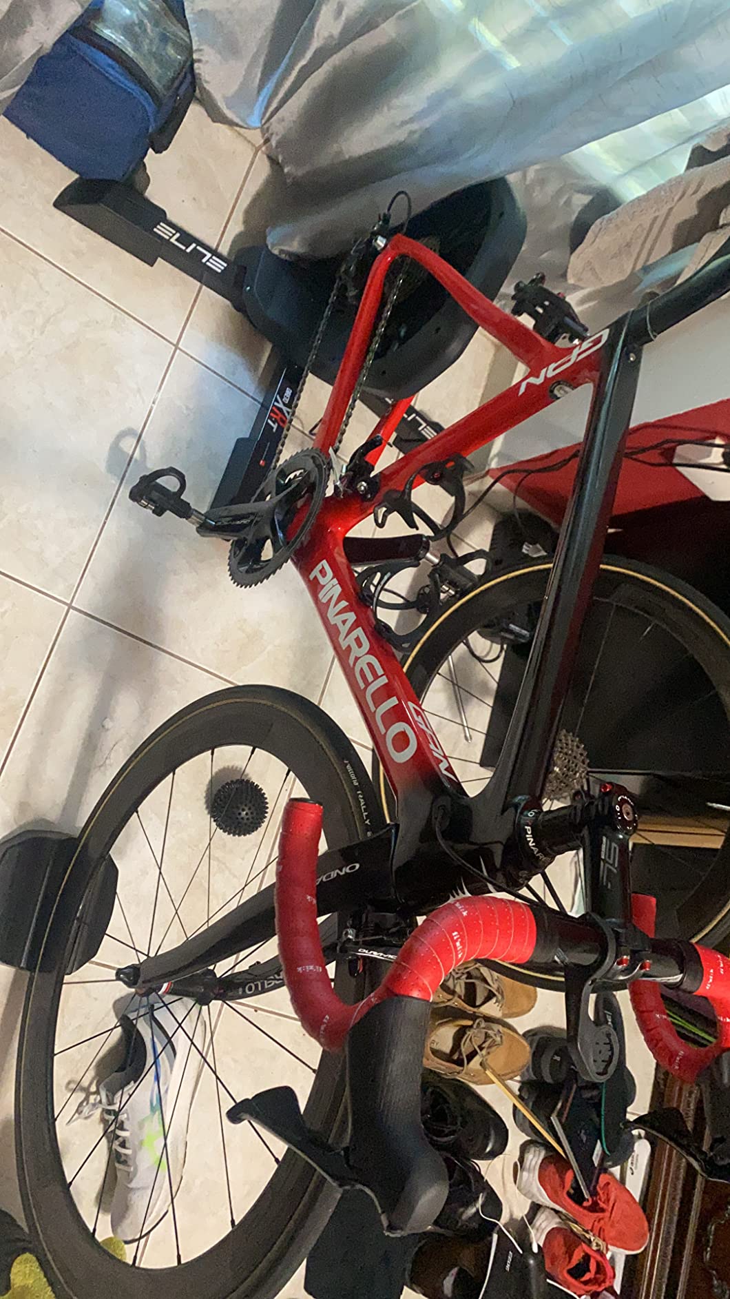 Elite Direto XR Interactive Smart Trainer - Direct Drive Turbo Trainer for Indoor Cycling customer photo 1