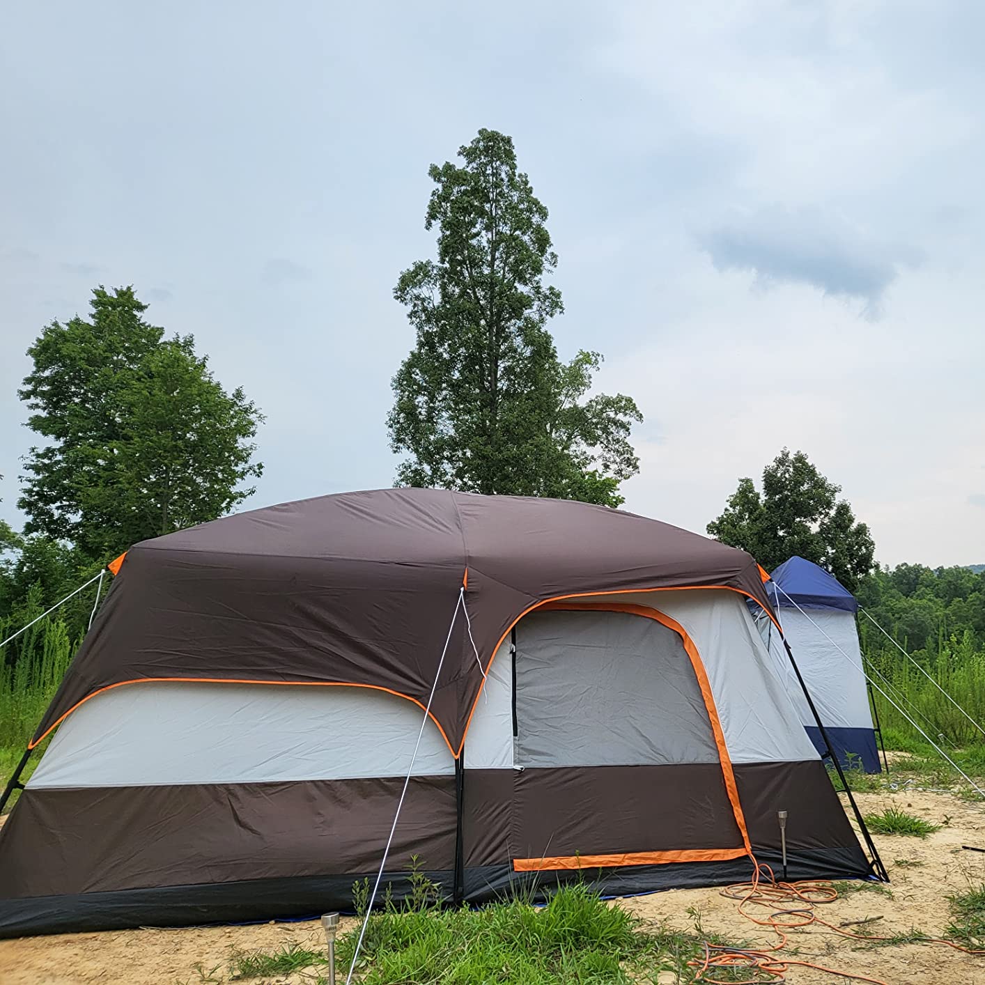 Extra Large Tent 8-10-12-14 Person(A),Family Cabin Tents,2 Rooms,3 Doors and 3 Windows with Mesh,Straight Wall,Waterproof,Double Layer,Big Tent for Outdoor,Picnic,Camping,Family Gathering customer photo 1