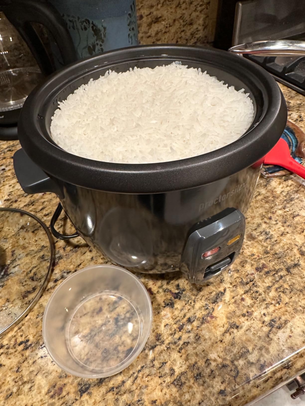 Proctor Silex Rice Cooker & Food Steamer, 30 Cups Cooked (15 Cups Uncooked) | Includes Steam and Rinsing Basket, Measuring Cup & Spatula | Easy 1 Touch Controls, Black, 37555MN customer photo 2