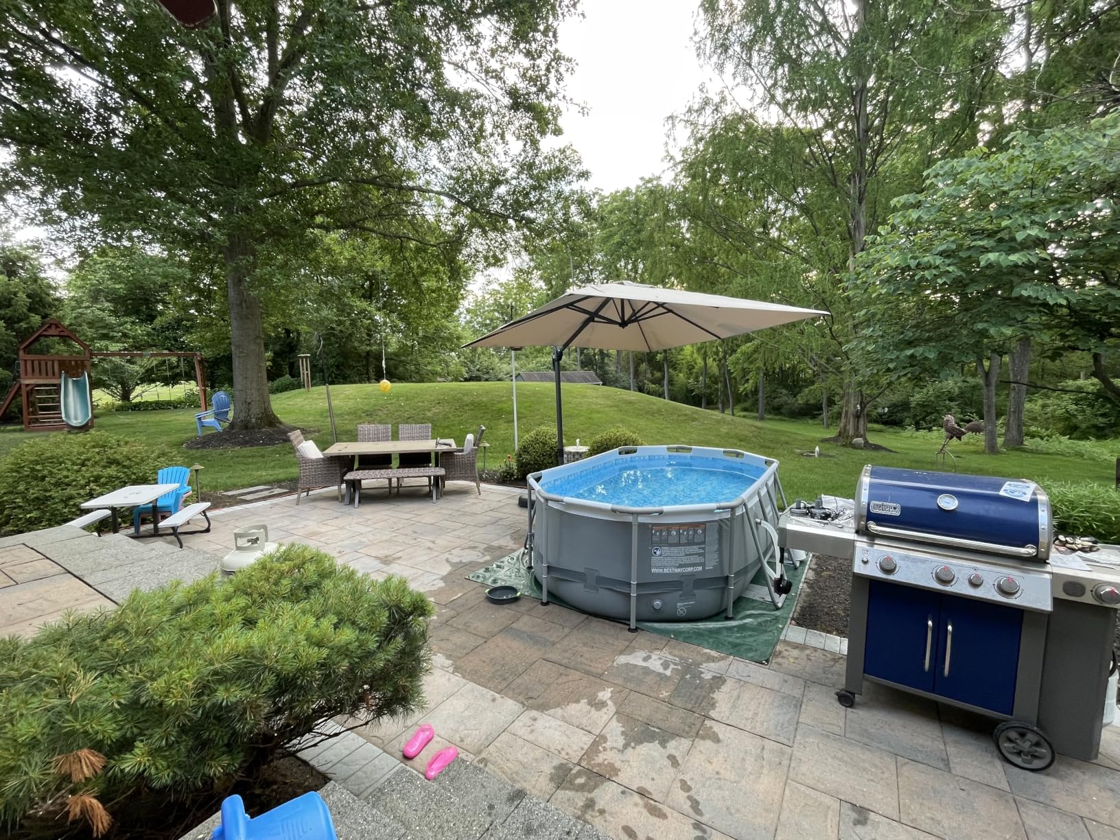 Bestway Steel Pro MAX 10' x 6'7' x 33' Oval Above Ground Swimming Pool Set, 330 GPH Filter Pump, Tritech Puncture Resistant Liner, ClickConnect Steel Frame, Gray customer photo 1