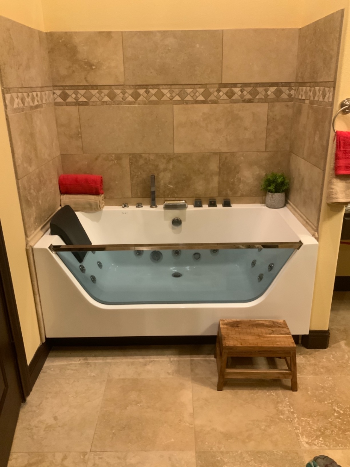 Empava Whirlpool Bathtub 71 Inch, 2 Person Jetted Tub | Whirlpool Tub With 16 Jets, Acrylic SPA Bath Tub, Hydro Massage Bathtub With Right Drain, 3-Side Apron, White customer photo 2