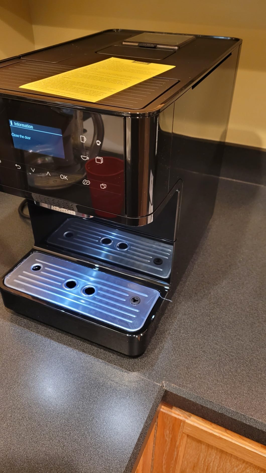 Miele CM 6160 MilkPerfection Automatic Coffee Machine, Obsidian Black customer photo 2