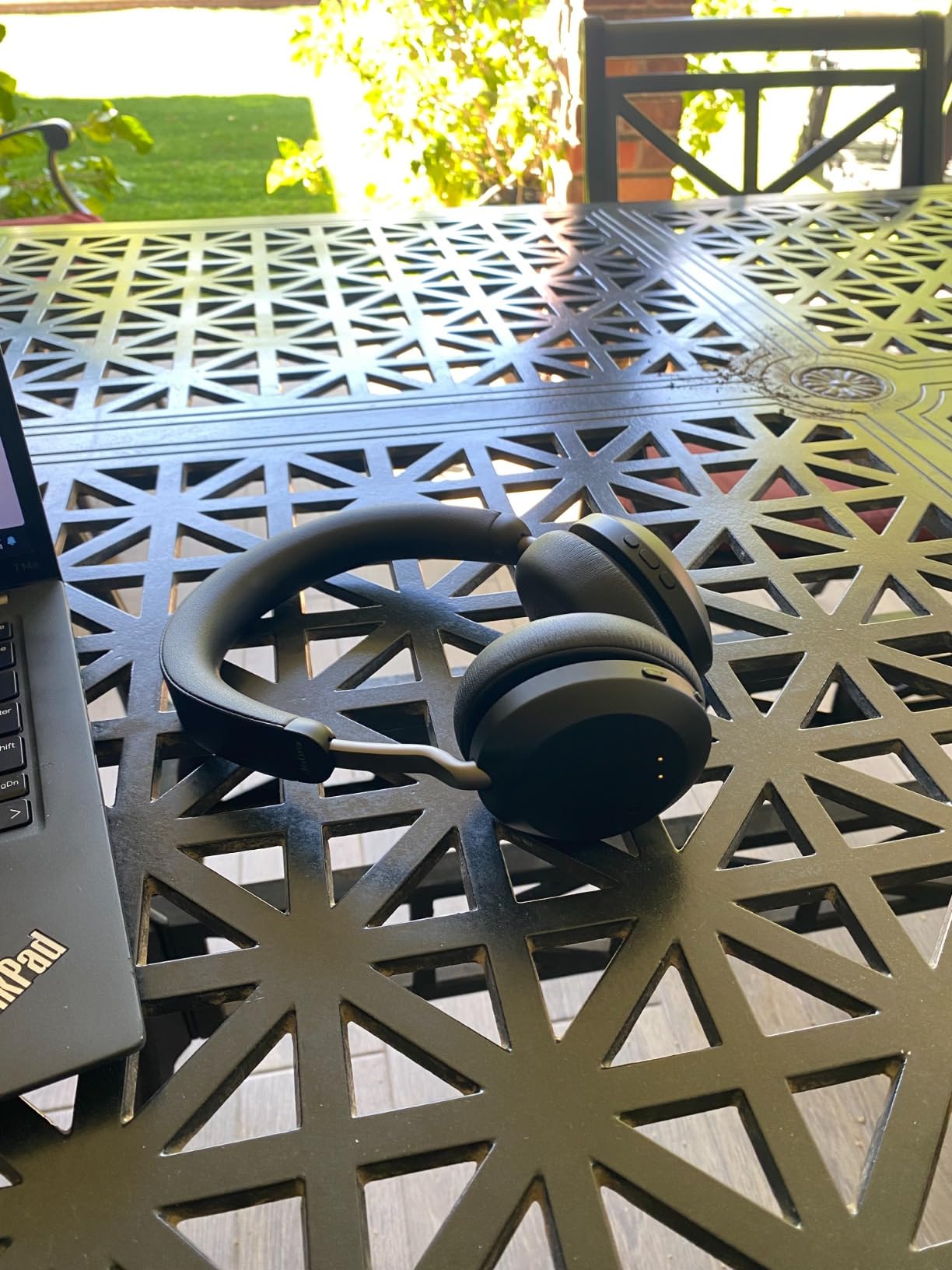 Evolve2 75 PC Wireless Headset with 8-Microphone Technology - Dual Foam Stereo Headphones with Adjustable Advanced Active Noise Cancelling, USB-C Bluetooth Adapter and UC Compatibility - Black customer photo 1