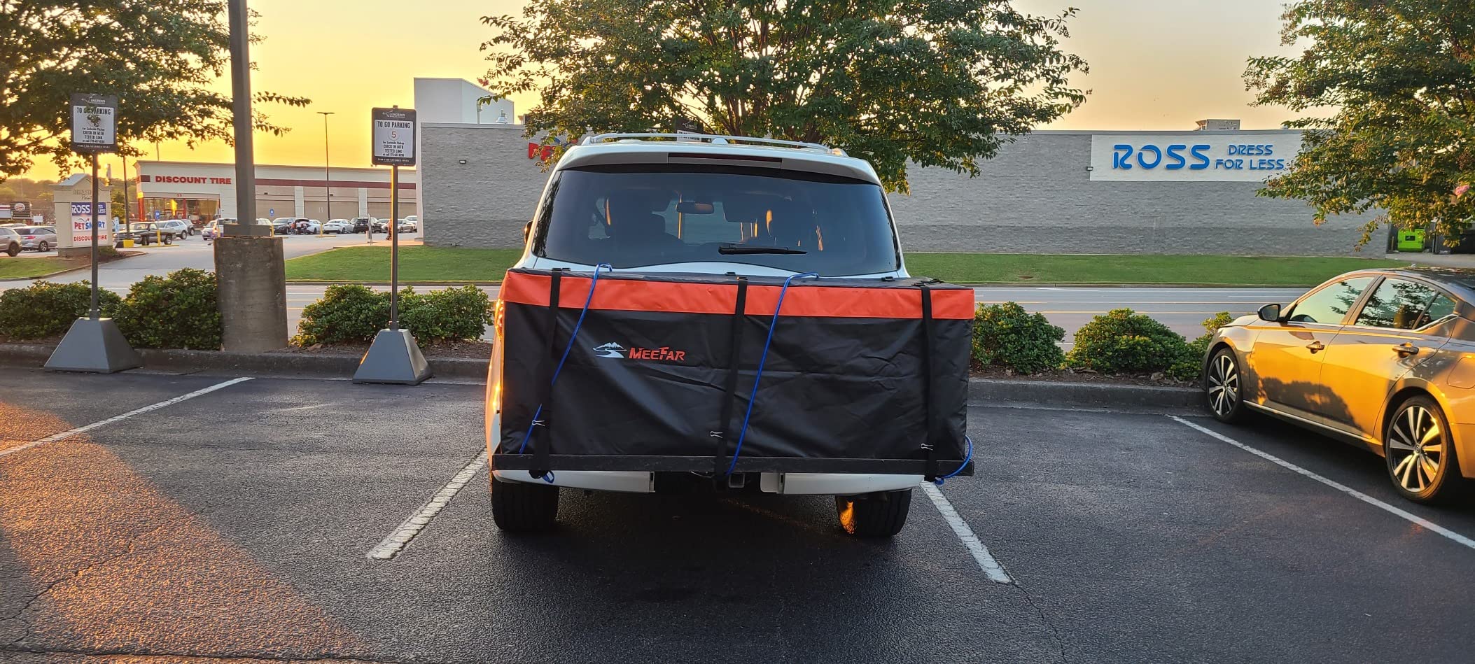 Car Roof Bag Rooftop Cargo Carrier Bag Waterproof 21 Cubic Feet roof Cargo | Soft Shell Luggage rack bag for All Vehicle with/Without Rack, Includes Anti-Slip Mat, 10 Reinforced Straps, 6 Door Hooks, Lock customer photo 1