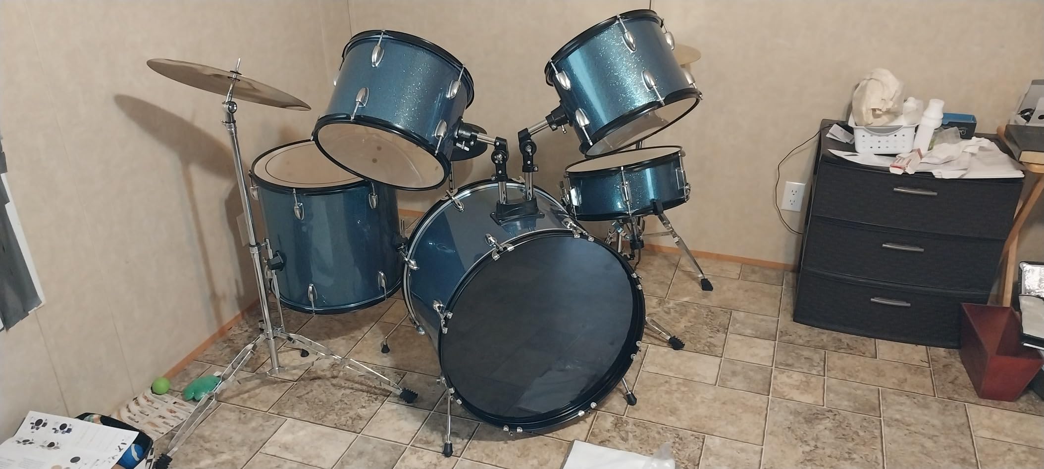 Ktaxon 22 Inch Adult Drum Set, 5-Piece Full-Size Drums Kit with Cymbal Stands, Hi-hat Stand, Sticks, Drum Pedal, Stool & Floor Tom for Beginner Teens Student (Black) customer photo 2