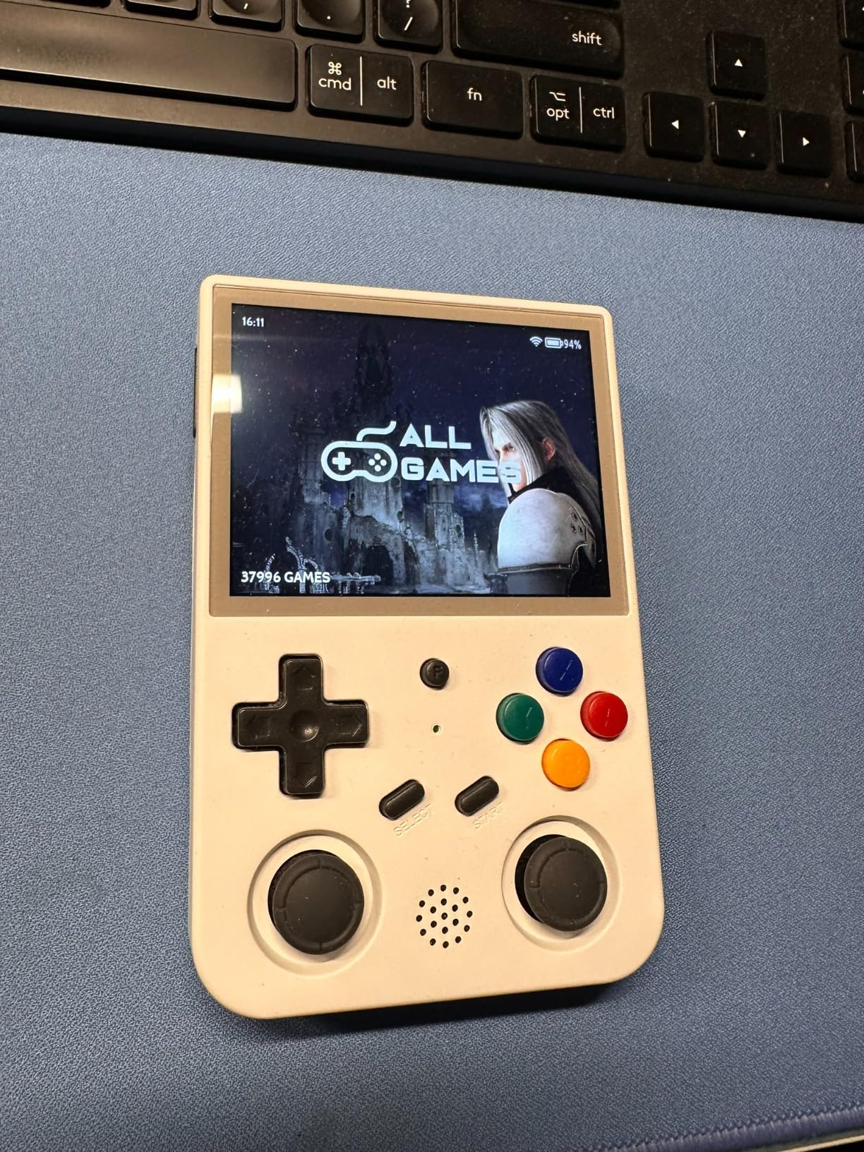 RG353V Retro Handheld Game with Dual OS Android 11 and Linux, RG353V with 64G TF Card Pre-Installed 4452 Games Supports 5G WiFi 4.2 Bluetooth Online Fighting,Streaming and HDMI customer photo 1