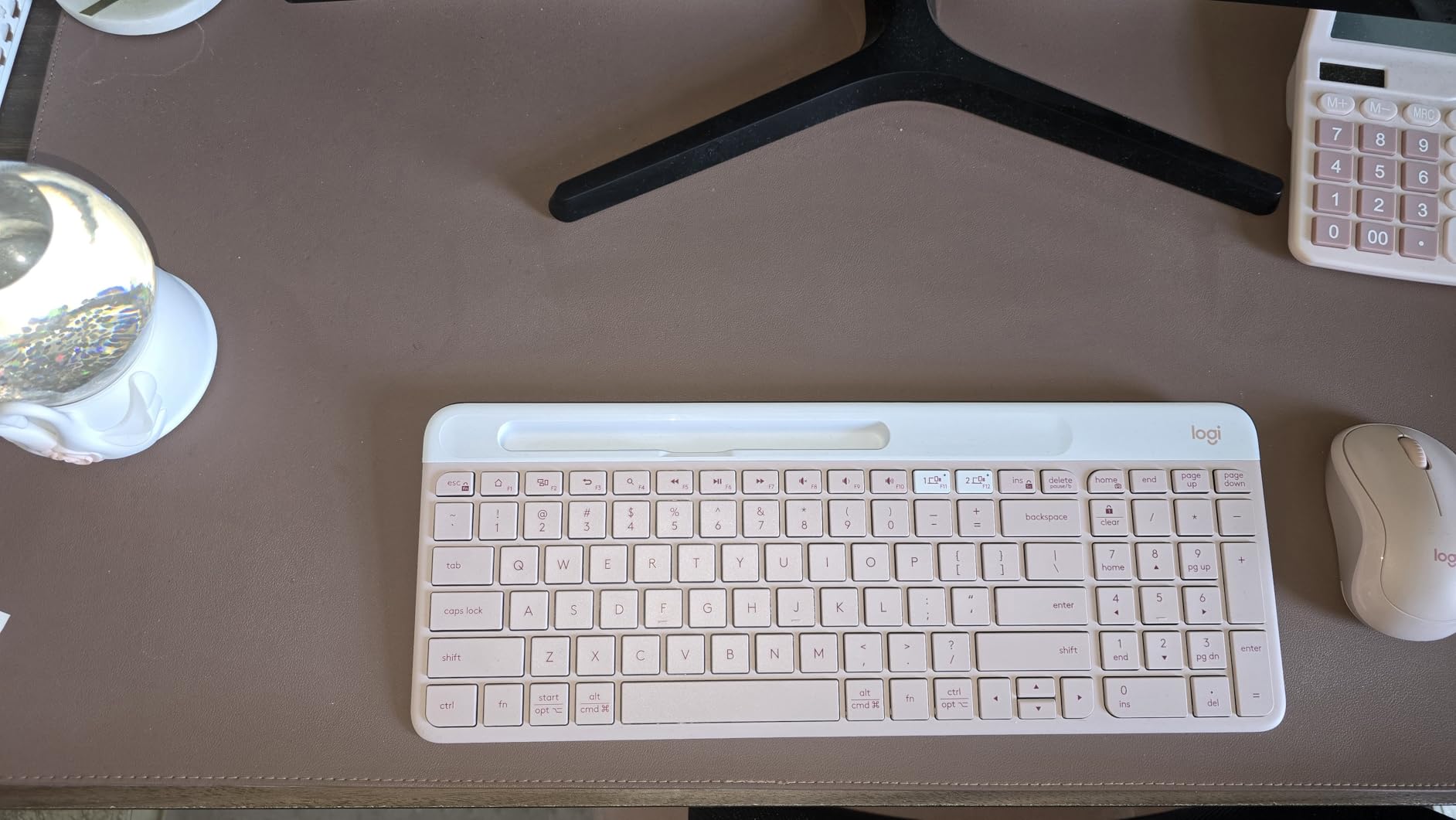 Logitech K585 Multi-Device Slim Wireless Keyboard, Built-in Cradle for Device; for Laptop, Tablet, Desktop, Smartphone, Win/Mac, Bluetooth/Receiver, Compact, Easy Switch, 24 Month Battery - Rose customer photo 2