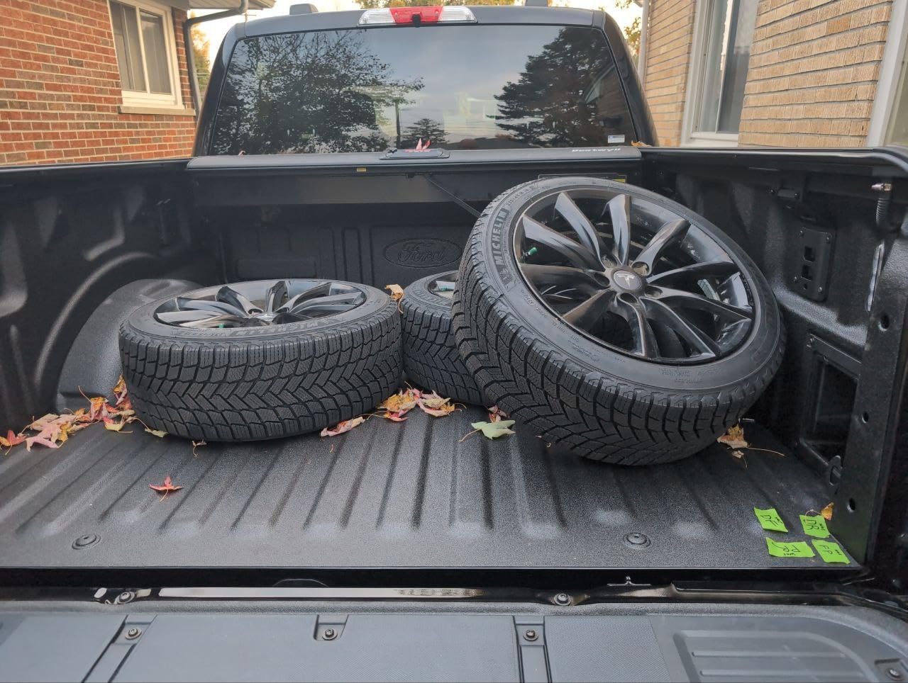 Retractable Hard Tonneau Cover Fits Ford F-150 2015-2026 5.5 Ft Short Bed, BoxLink Compatible, Original Hole Installation, Smooth Spring-Loaded Operation, (incl. Raptor/Lightning) | K22c customer photo 1