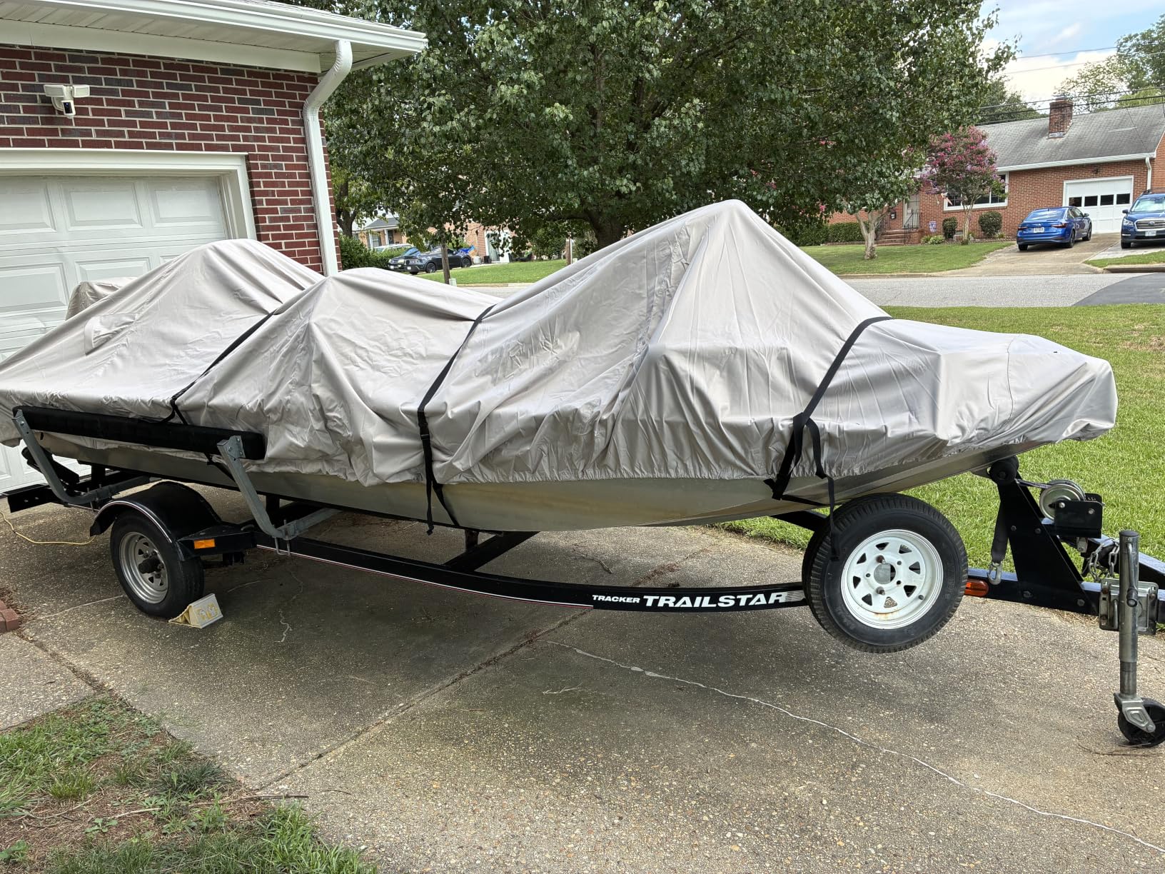 Boat Cover 16-18.5 ft, 1200D Waterproof V-Hull, Black | Heavy Duty, UV & Tear-Resistant, Air Vents, 11 Straps & Motor Cover customer photo 2
