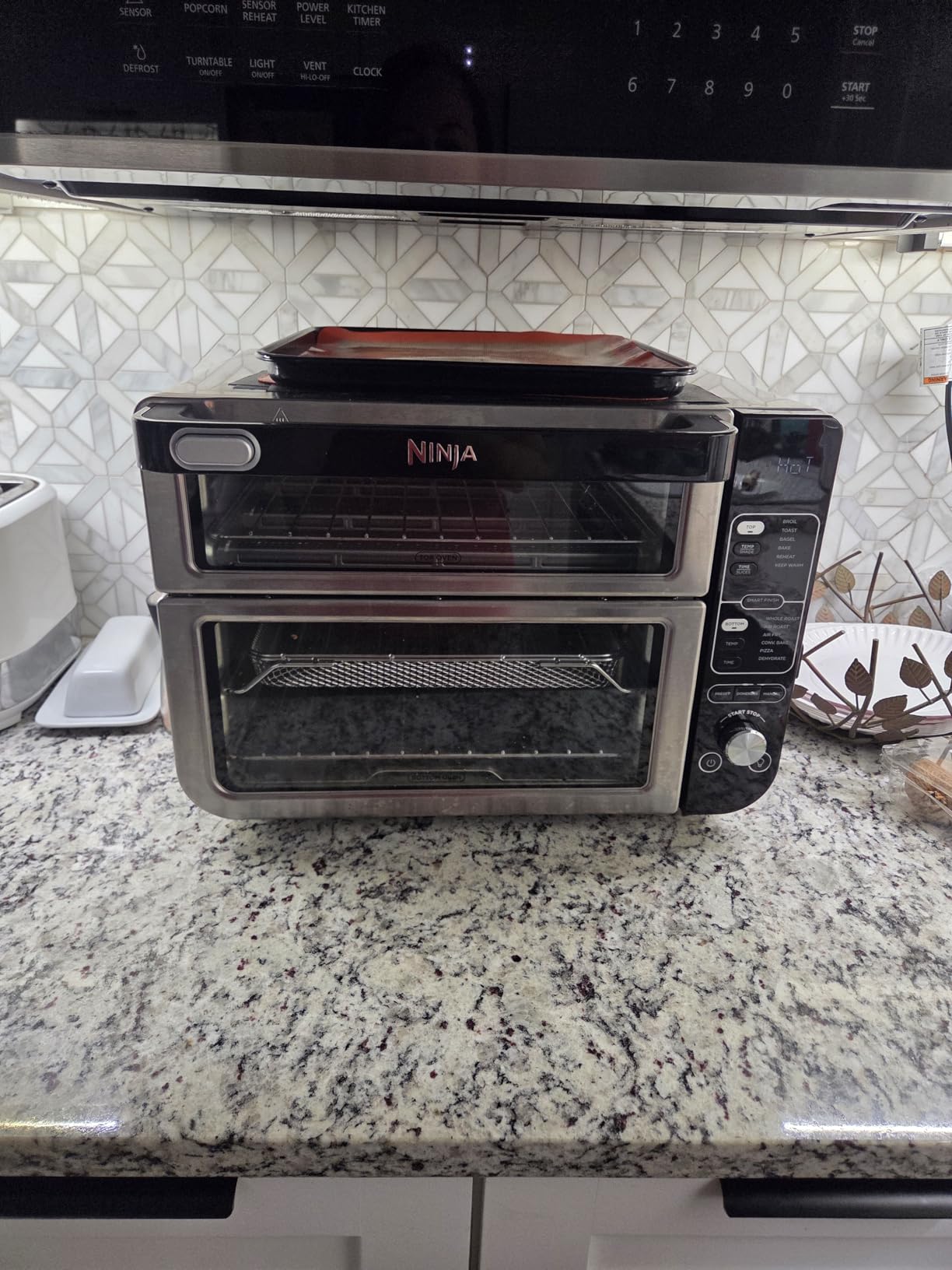 Ninja DCT451 12-in-1 Smart Double Oven with FlexDoor, Thermometer, FlavorSeal, Smart Finish, Rapid Top Convection and Air Fry Bottom, Stainless Steel customer photo 1