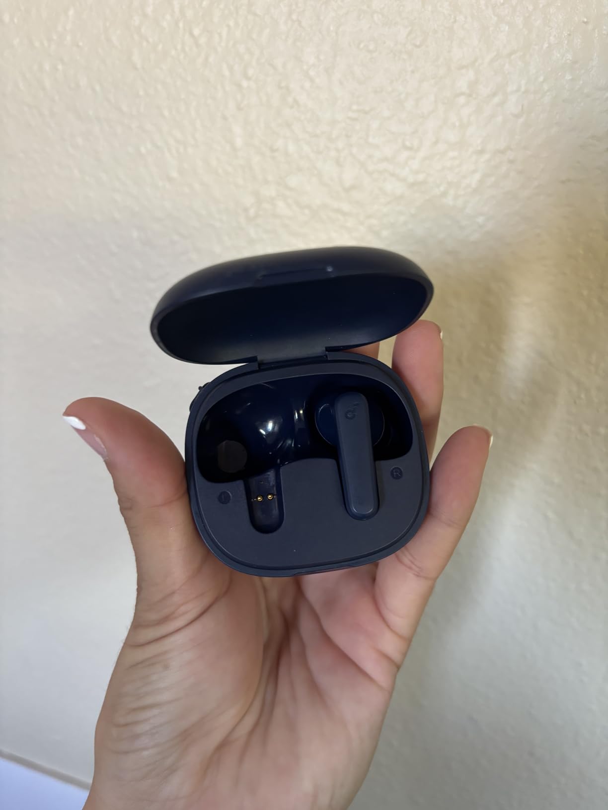 Soundcore by Anker P20i True Wireless Earbuds, 10mm Drivers with Big Bass, Bluetooth 5.3, 30H Long Playtime, Water-Resistant, 2 Mics for AI Clear Calls, 22 Preset EQs, Customization (Blue) customer photo 1
