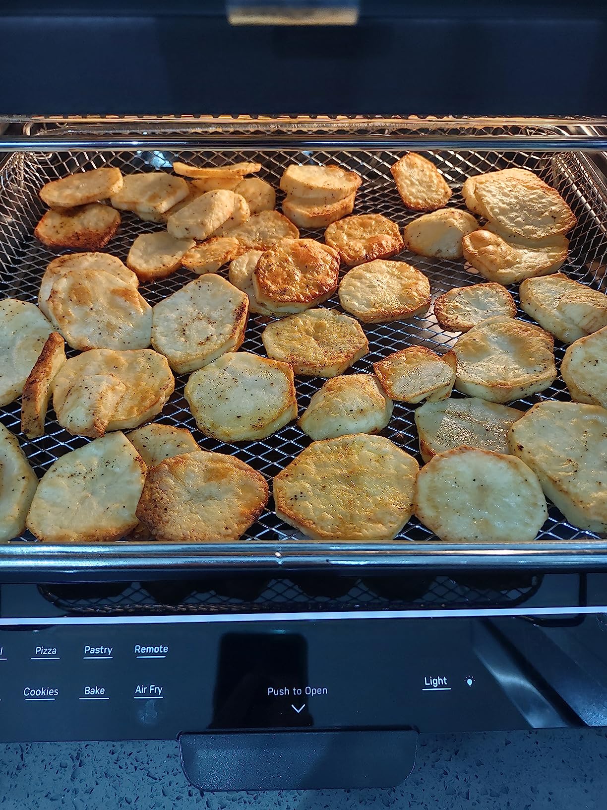 GE Profile Smart Oven with No Preheat, 11-in-1 Countertop Oven including Air Fry, Warm, Toast, Broil, Roast, Pastry, Reheat, and more, WiFi and Smart Connected, Black customer photo 1