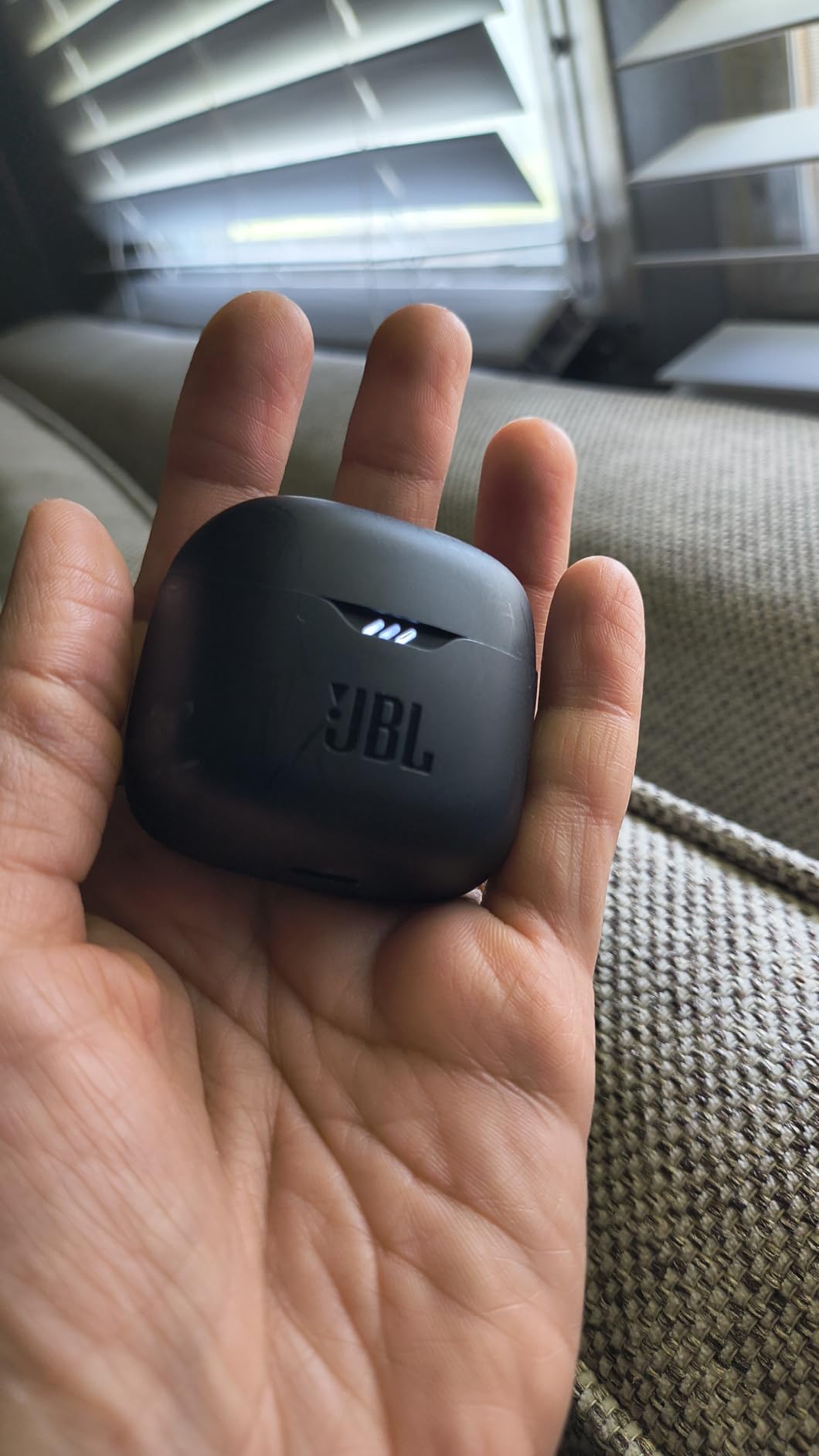 JBL Tune Flex - True Wireless Noise Cancelling Earbuds, Small Form Factor Design, Black customer photo 1