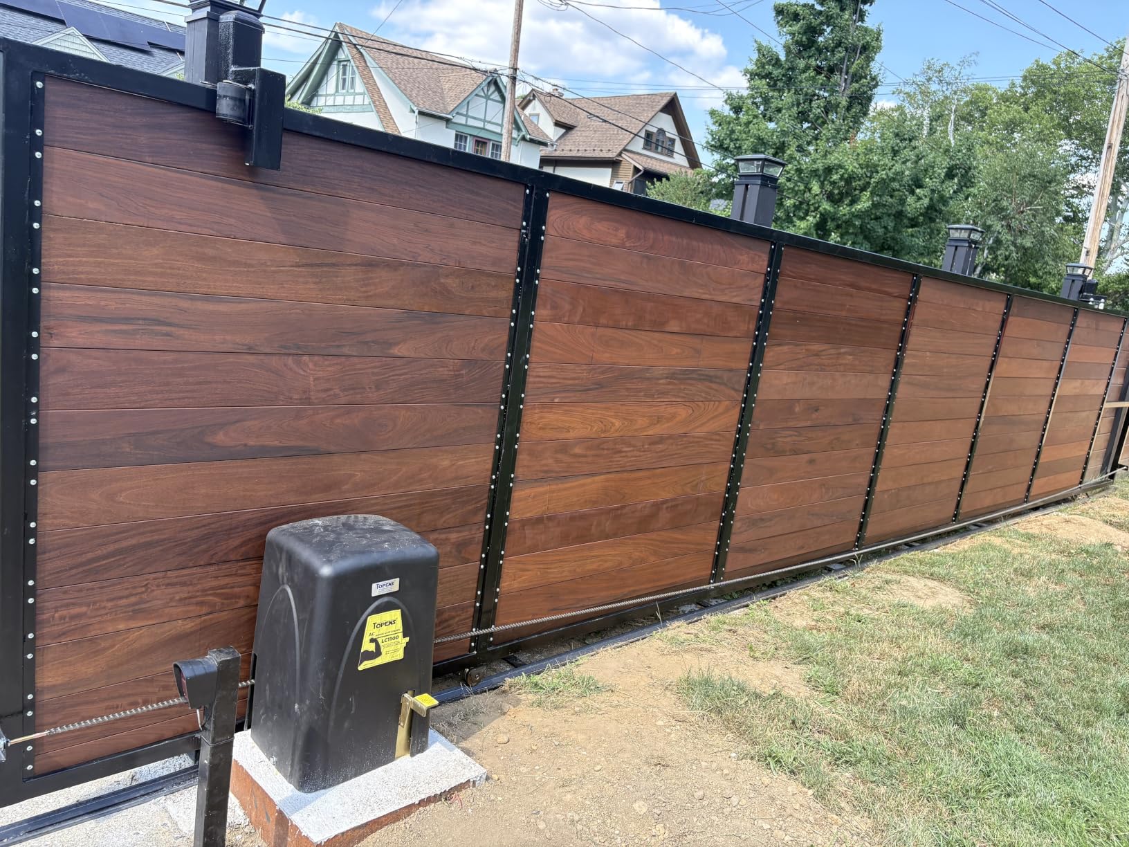 TOPENS LC1100 Automatic Commercial Sliding Gate Opener, Chain Drive Gate Operator for Heavy Driveway Sliding Gate Up to 2800 Pounds, AC Powered with 20ft Roller Chain, 2 Remote Control, Photocell customer photo 1